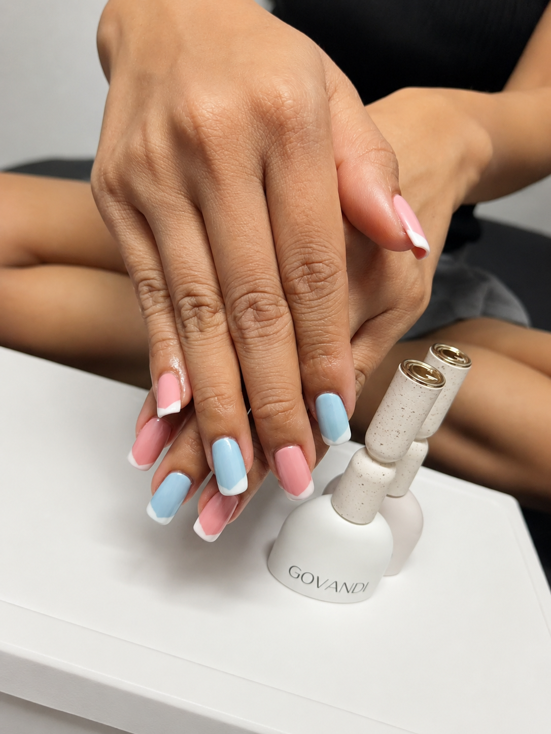 Pastel French tips